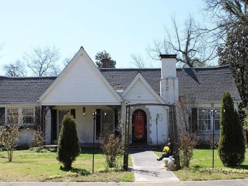 230 Lake Dr, Ripley, TN, 38063-1104 | Card Image