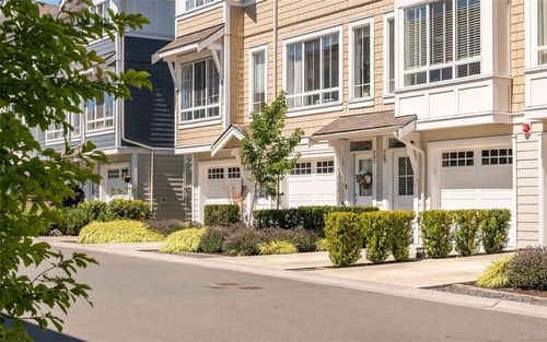27-370 Latoria Blvd, Colwood, BC, V9C0N9 | Card Image
