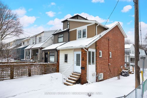 37 Bastedo Avenue, Toronto, ON, M4C3M8 | Card Image