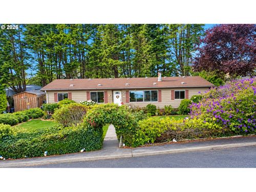 1029 Fifield St, Brookings, OR, 97415-9605 | Card Image