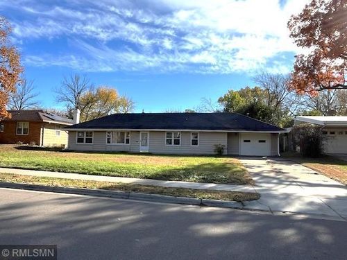 4625 W 28th St, Saint Louis Park, MN, 55416-3923 | Card Image