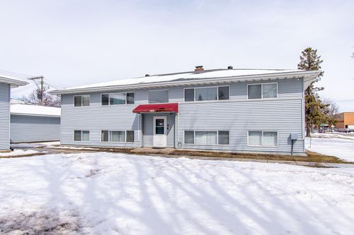 1805 13 1/2 Street S, Fargo, ND, 58103 | Card Image
