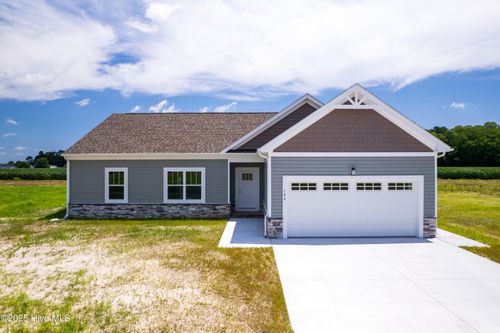 104 Yadkin Drive, Shawboro, NC, 27973 | Card Image