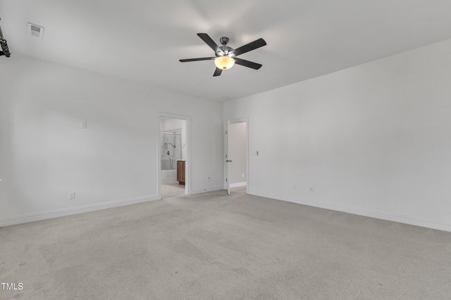 Primary Bedroom | Image 27