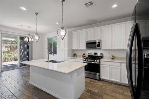 10554 Mann St, Las Vegas, NV, 89141-7327 | Card Image