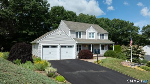 325 Georgetown Dr, Watertown, CT, 06795-3345 | Card Image