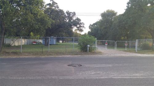 6303 Wilcab Rd, Austin, TX, 78721-2812 | Card Image