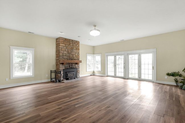 9962 Weaver Rd, House other with 5 bedrooms, 3 bathrooms and null parking in Utica OH | Image 15