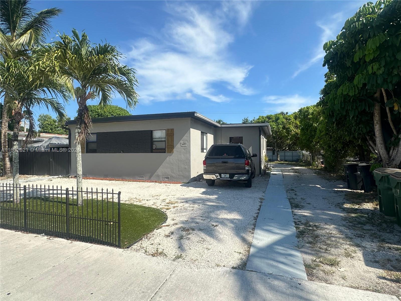 135th St, North Miami, FL 33168