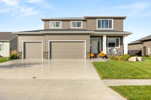 3652 Bell Blvd E, West Fargo, ND, 58078-8504 | Card Image