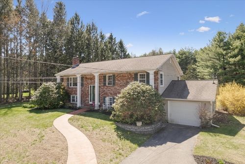 138 Benjamin Rd, Shirley, MA, 01464 | Card Image