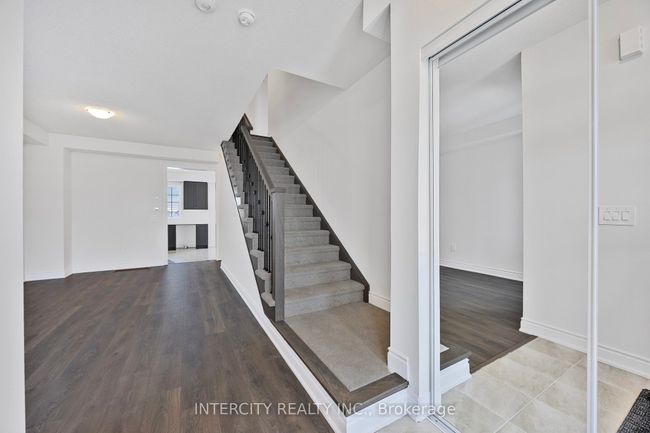 3 Avalon Dr, House attached with 3 bedrooms, 3 bathrooms and 1 parking in Wasaga Beach ON | Image 6