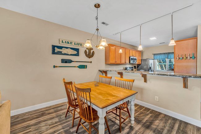Dining area | Image 11