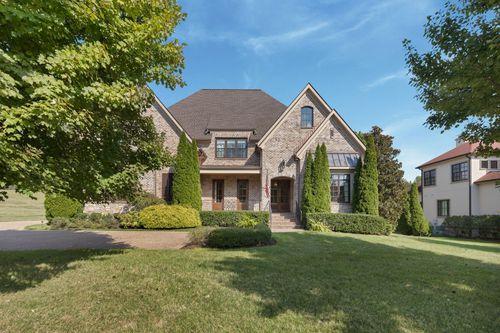 9562 Yellow Finch Ct, Brentwood, TN, 37027-8551 | Card Image