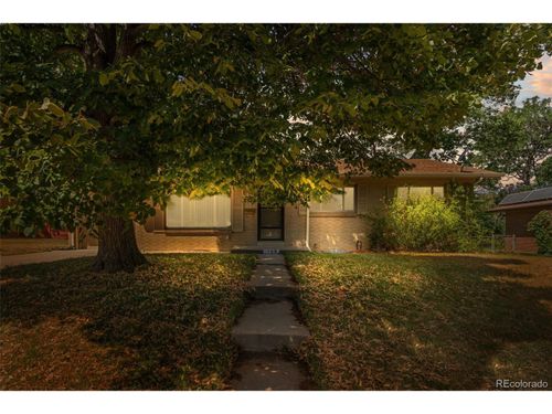 75 S Estes St, Lakewood, CO, 80226-1257 | Card Image