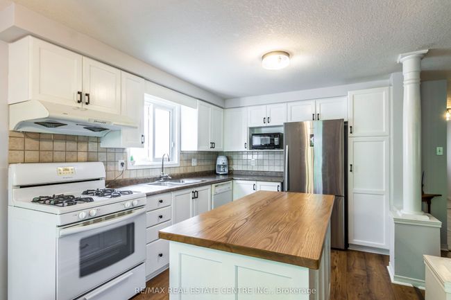 760 Butternut Ave, House other with 3 bedrooms, 3 bathrooms and 2 parking in Waterloo ON | Image 13
