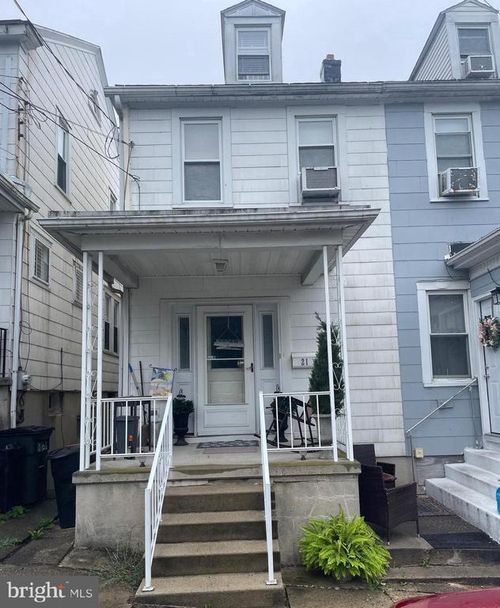 21 S 21st St, POTTSVILLE, PA, 17901-3101 | Card Image