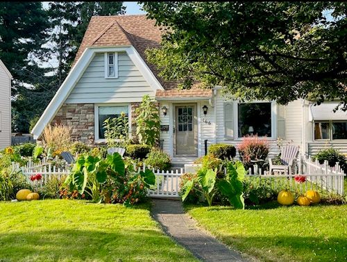 166 Thorncliffe Drive, Irondequoit, NY, 14617 | Card Image