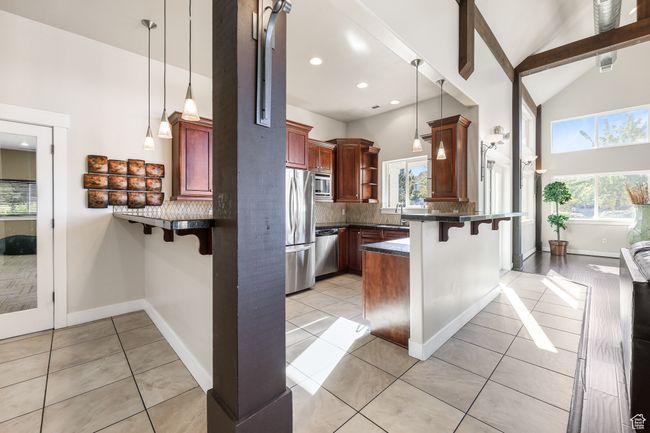 1003 E Quarry View Way, Townhouse with 4 bedrooms, 3 bathrooms and 6 parking in Sandy UT | Image 53