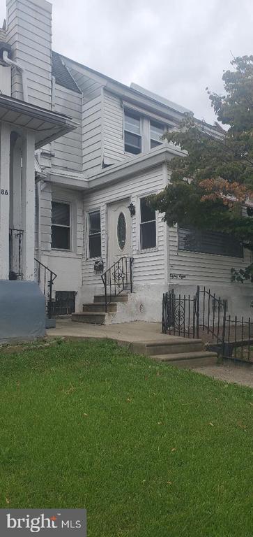 Houston Rd, Lansdowne, PA 19050