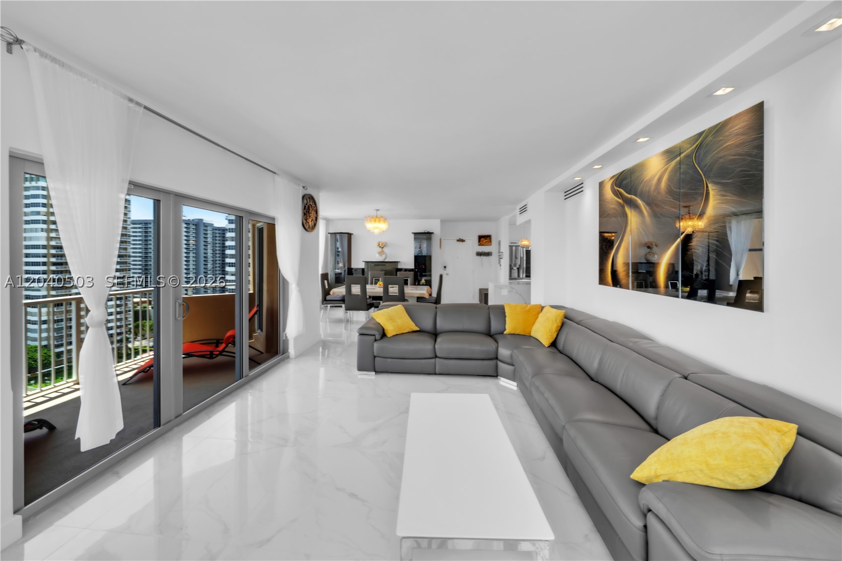 Residential Lease in Hallandale 5