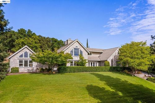 409 Oak Ln, Pleasanton, CA, 94566-9723 | Card Image
