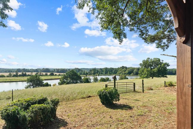 1970 Old Eatonton Rd, House other with 4 bedrooms, 4 bathrooms and null parking in Greensboro GA | Image 6