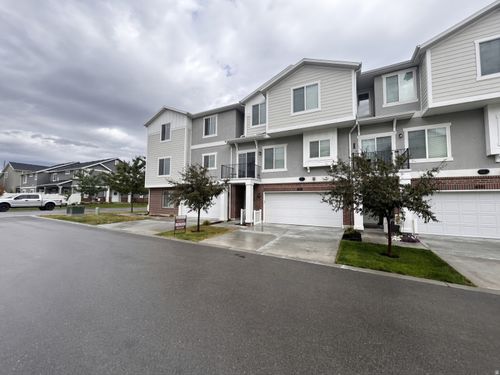 4214 W Willard Park Ct, Riverton, UT, 84096-2672 | Card Image