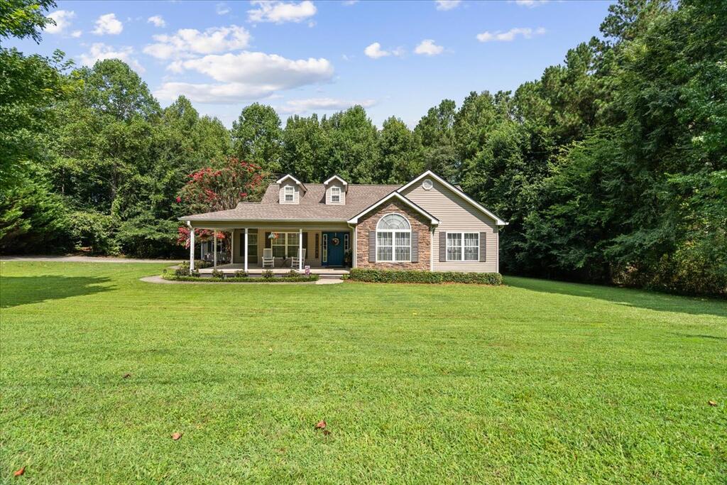 Residential in Chatsworth 4