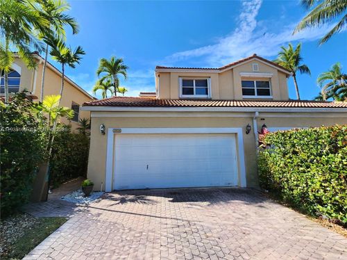 21028-21028 Ne 34th Ct, Aventura, FL, 33180-3586 | Card Image