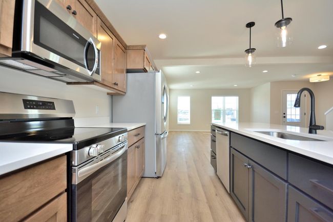 W198N5420 Boxwood Boulevard, House other with 3 bedrooms, 2 bathrooms and null parking in Menomonee Falls WI | Image 16