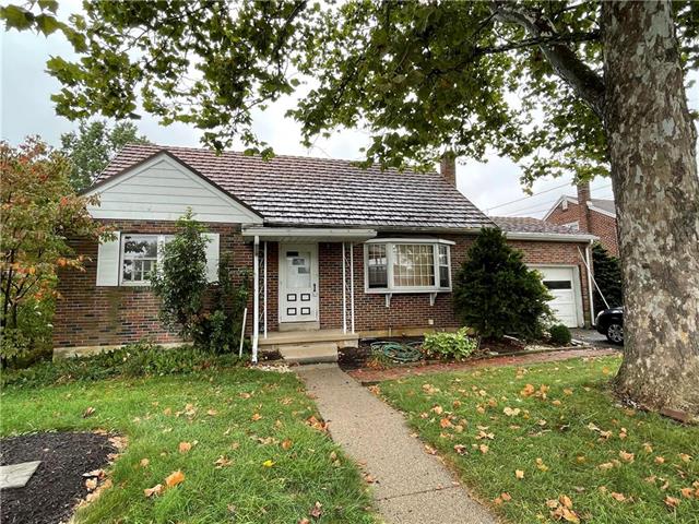 Franklin St, Emmaus, PA 18049