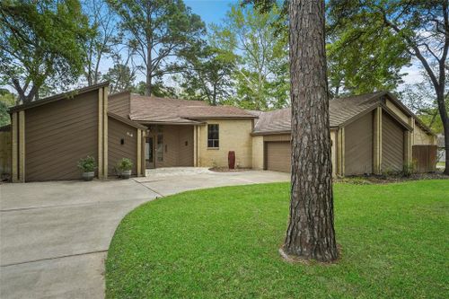 84 S April Wind Drive, Conroe, TX, 77356 | Card Image