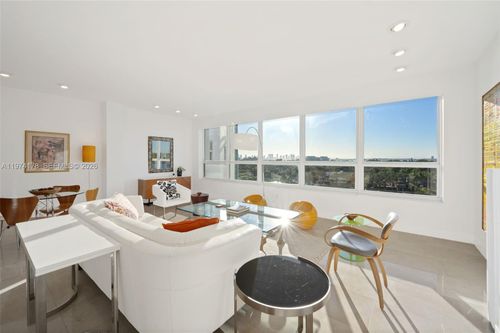 apt-8g-4925 Collins Ave, Miami Beach, FL, 33140-2760 | Card Image