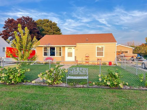 423 Robert St, Ostrander, MN, 55961-4405 | Card Image