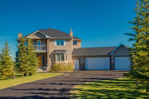32 Gray Way, Calgary, AB, T3R1K7 | Card Image