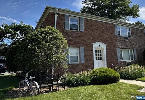 43 Conforti Ave, West Orange, NJ, 07052-2819 | Card Image