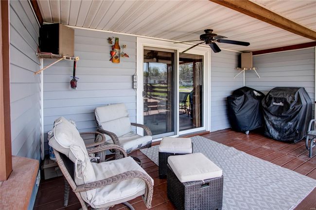 708 N Giddings Ave, House other with 3 bedrooms, 2 bathrooms and 2 parking in Jerseyville IL | Image 62