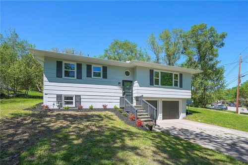 130 Kevin St, Excelsior Springs, MO, 64024-1814 | Card Image