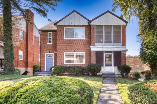 2365 Vera Avenue, Golf Manor, OH, 45237 | Card Image