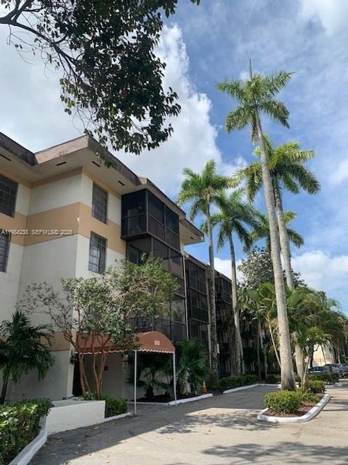apt-404b-5550 Nw 44th St, Lauderhill, FL, 33319-6160 | Card Image