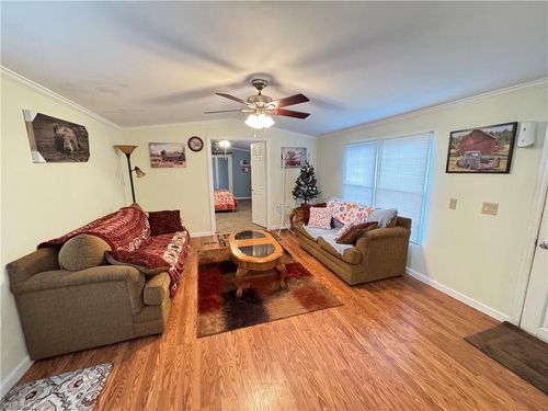 429 Wayne Marshall Rd, Elkin, NC, 28621-8428 | Card Image