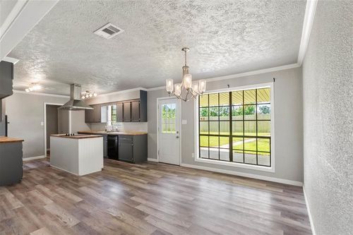 2606 Mary Dr, Sulphur, LA, 70665-8505 | Card Image