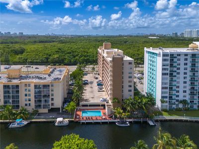 904 - 2903 N Miami Beach Blvd, Condo with 1 bedrooms, 1 bathrooms and null parking in North Miami Beach FL | Image 2