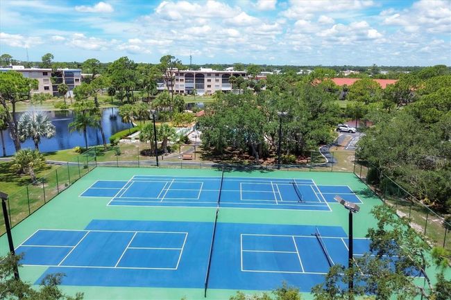 tennis courts | Image 34