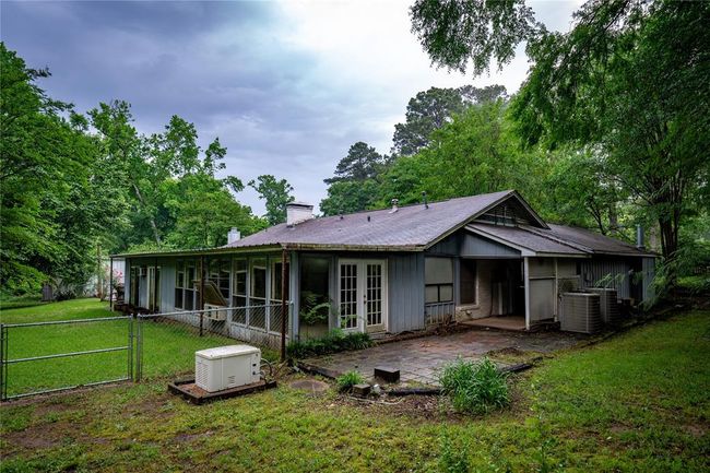 404 N Grace St, House other with 4 bedrooms, 3 bathrooms and 2 parking in Crockett TX | Image 11
