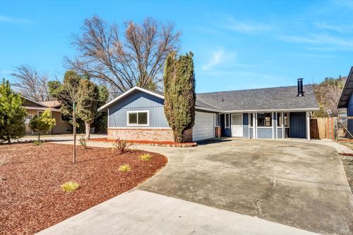 19896 Bear Valley Rd, Hidden Valley Lake, CA, 95467-8302 | Card Image