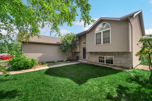 196 Spring View Dr, Porter, IN, 46304-8880 | Card Image
