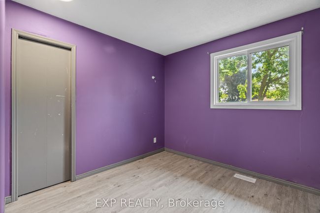 250 William St E, House other with 3 bedrooms, 2 bathrooms and 3 parking in Parkhill ON | Image 15