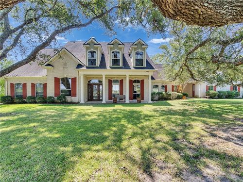 9265 Wren Ln, Bellville, TX, 77418-3500 | Card Image